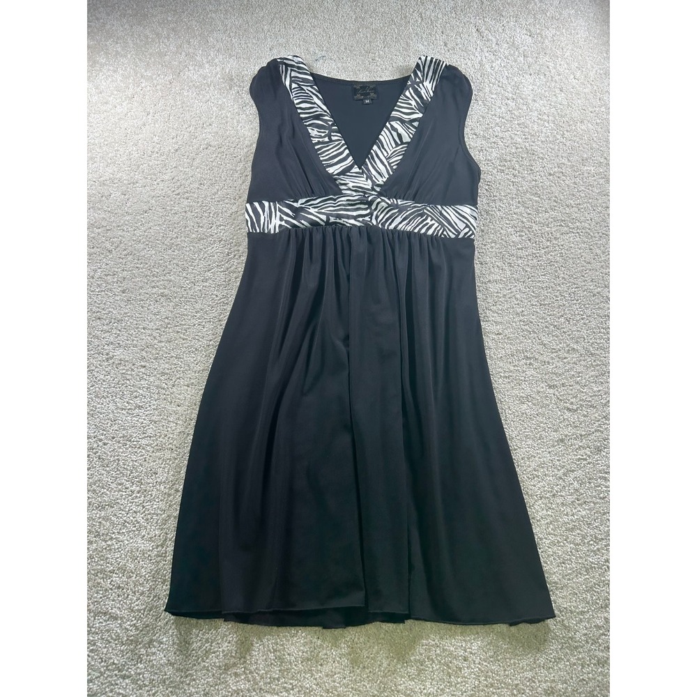 Love Tease Women's Black‎ Dress Medium Zebra Print V-Neck Polyester